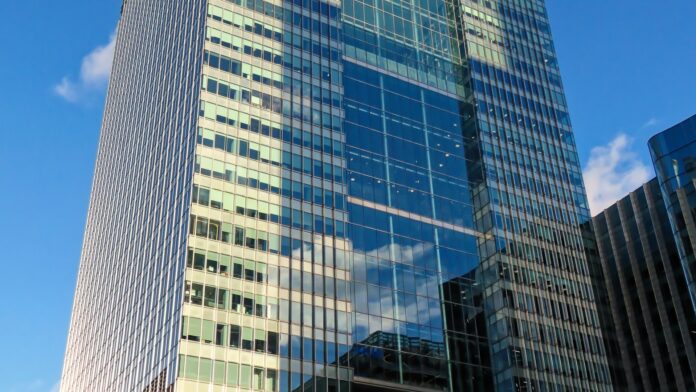 Barclays headquarters, 1 Churchill Place, Canary Wharf Barclays global headquarters tower at 1 Churchill Place in Canary Wharf, London